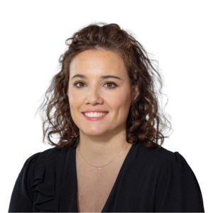Vivia Correia